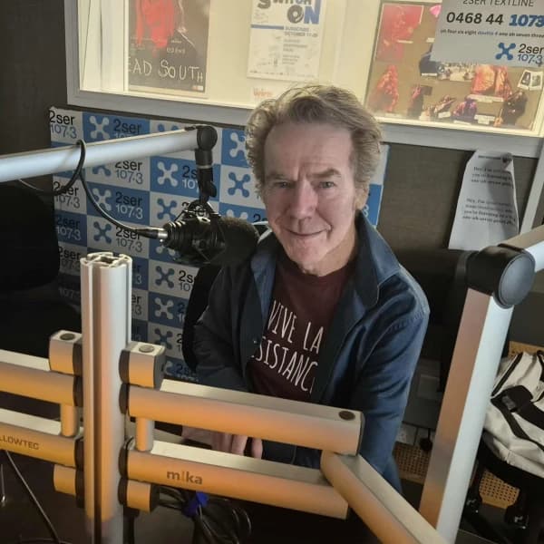 with studio guests PETER MILTON WALSH [THE APARTMENTS + COPPERLINE + RORY FAITHFIELD