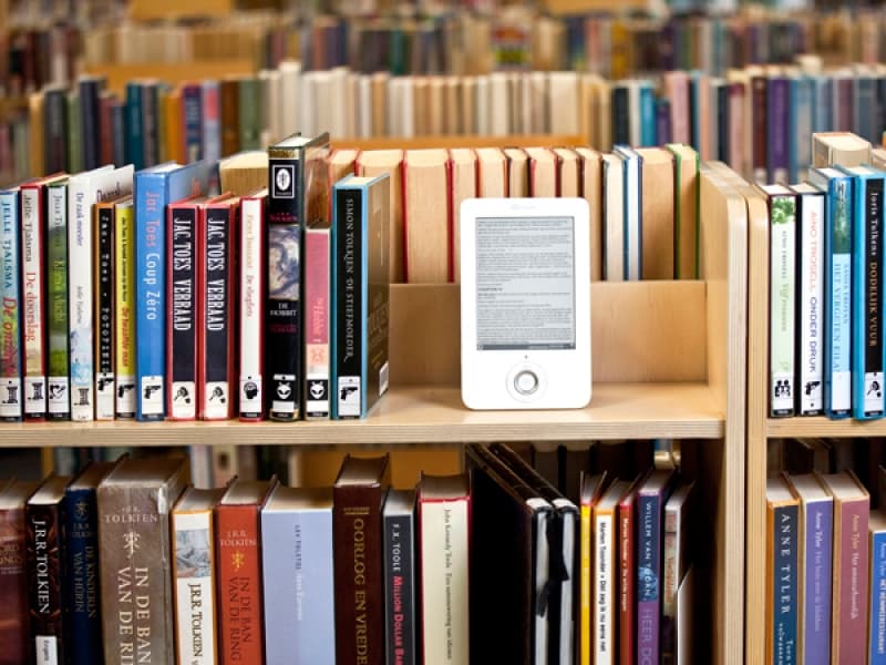 Books vs eBooks – making libraries more sustainable