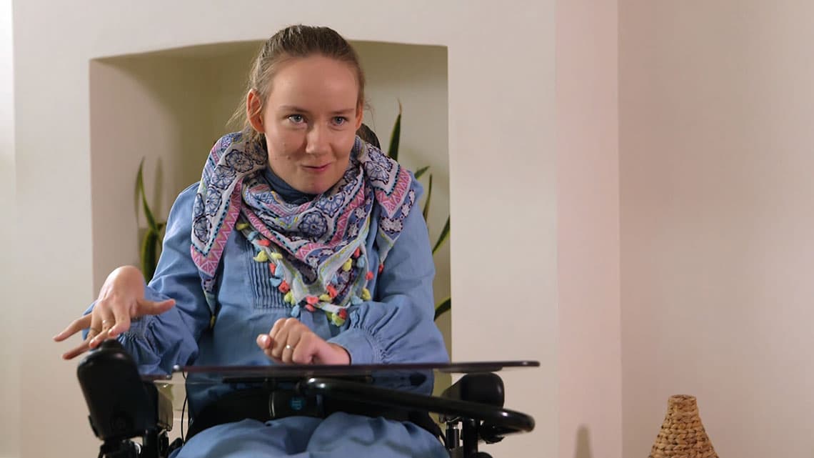 Emily Dash as Jules in The Milky Pop Kid