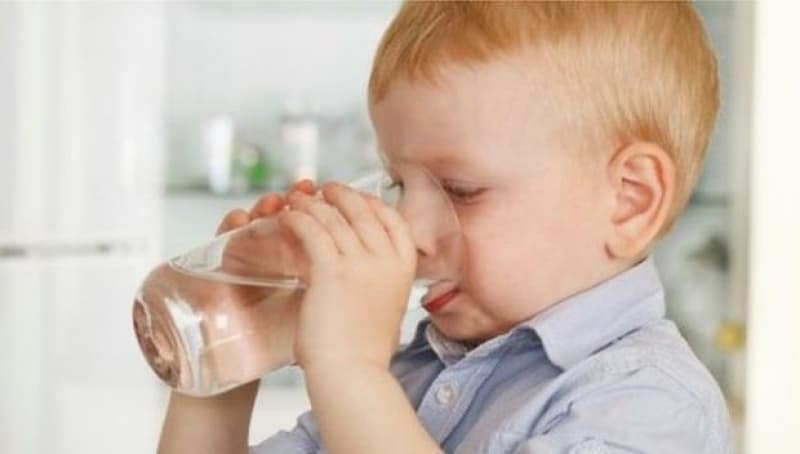 Could water be the key to staying awake and energetic?