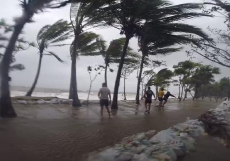 The biggest storm on record in the Southern Hemisphere hits Fiji