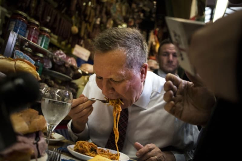 US Nomination race: Pancakes and Bathrooms