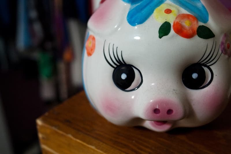 Smashing piggy banks- saving in the digital age
