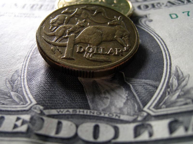 Surging dollar threatens RBA strategy