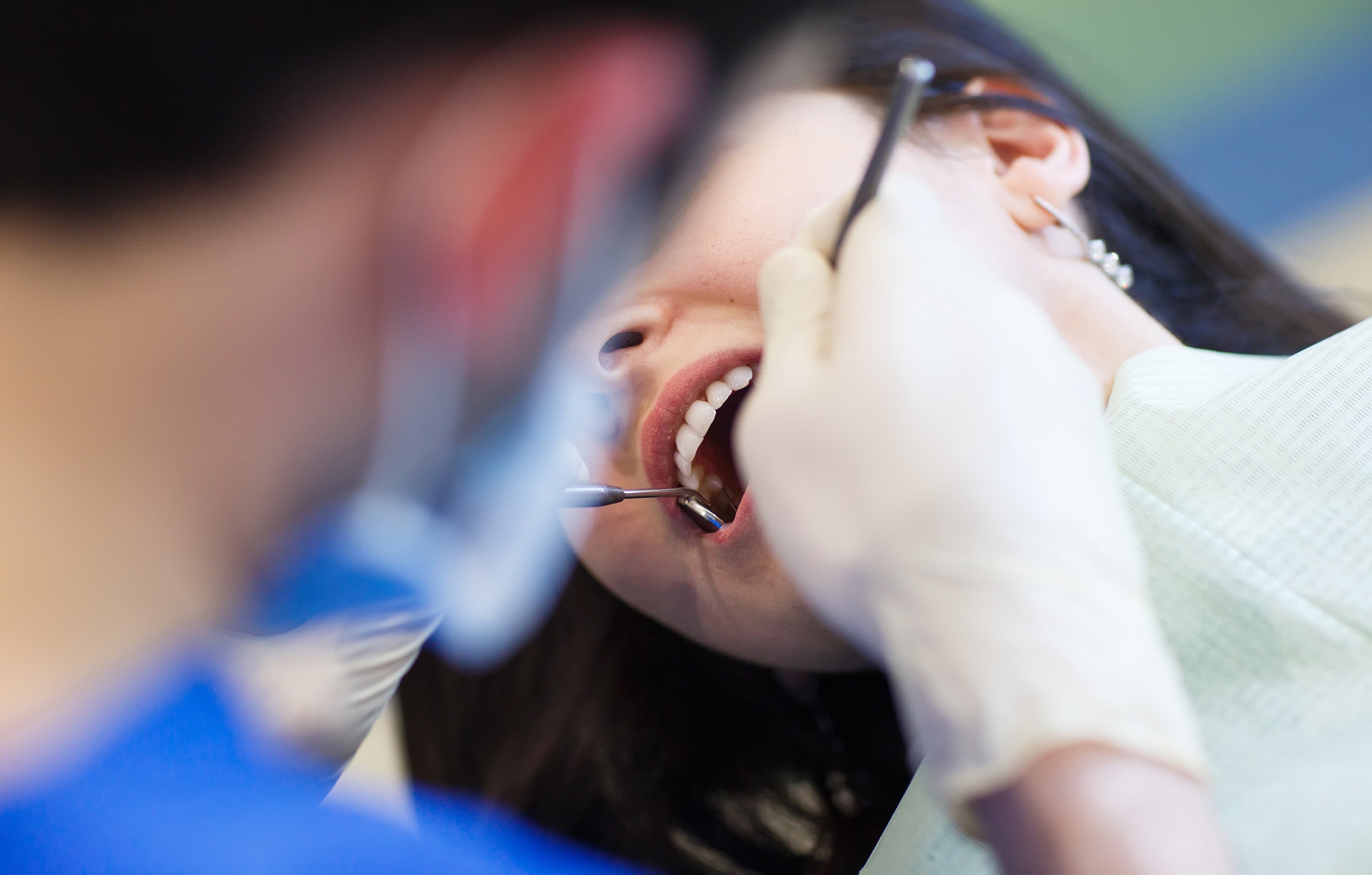 Red Cross Clinic: Free dental treatment for asylum seekers