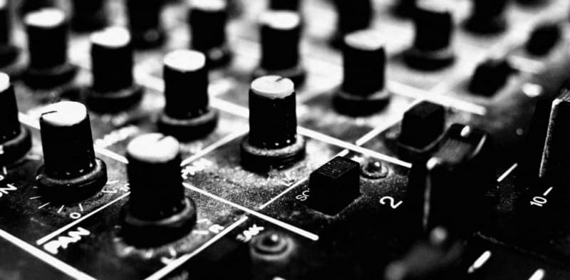 Local bands breakthrough music scene