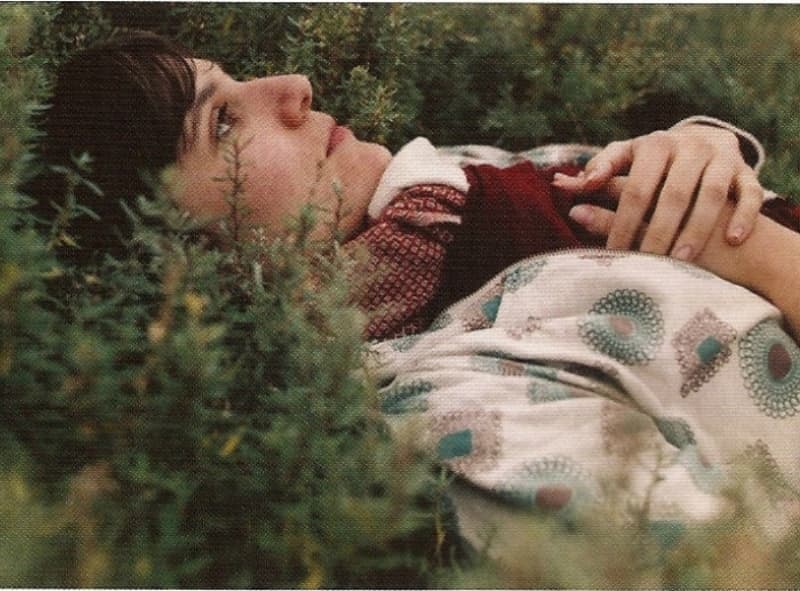 Laura Jean celebrates a ‘Swan Song’ decade