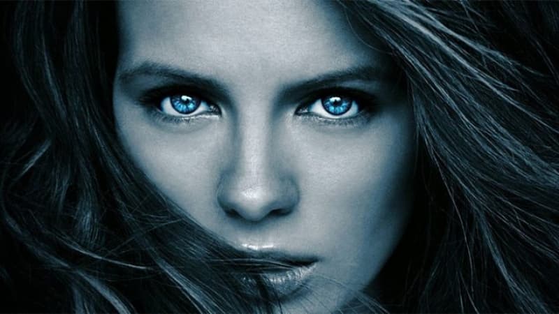 Movie Reviews with Michael Jones – 1st Dec 2016