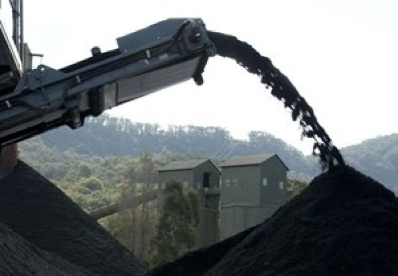 Activists oppose expansion of coal mining in Sydney water catchment area