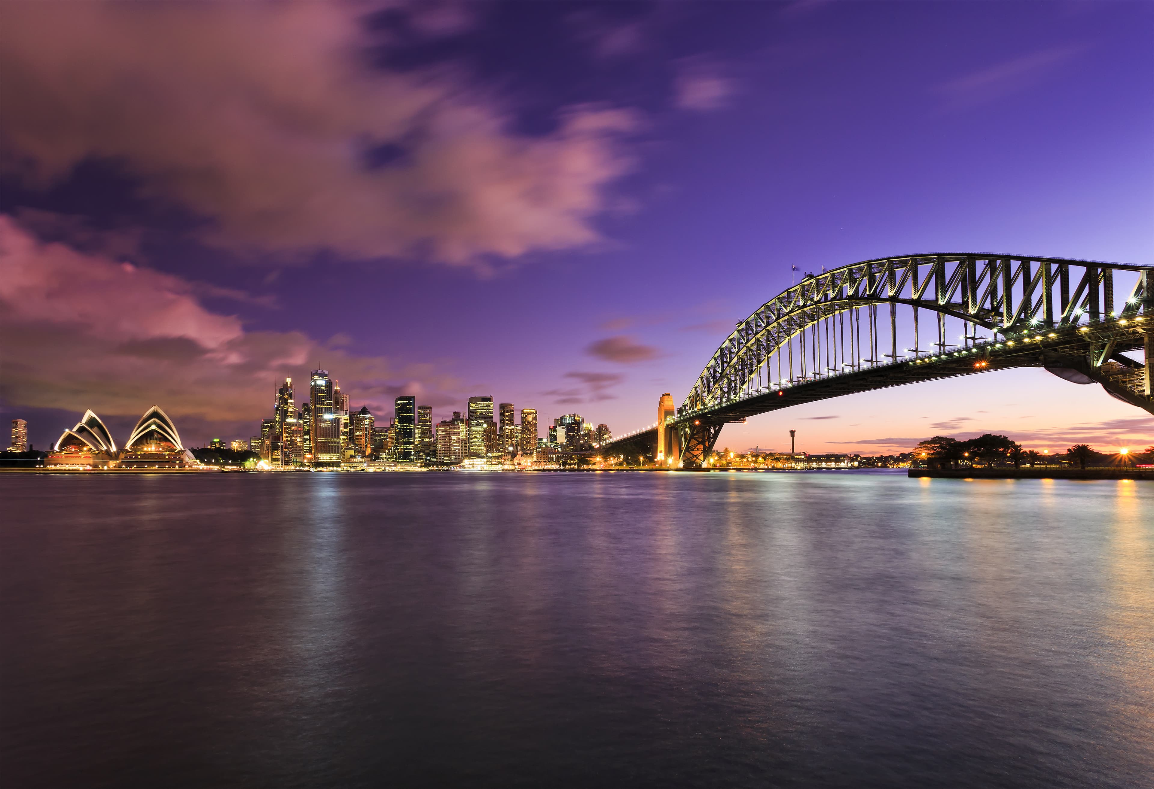 Dry winter primes Sydney Basin for early start of Bushfire season