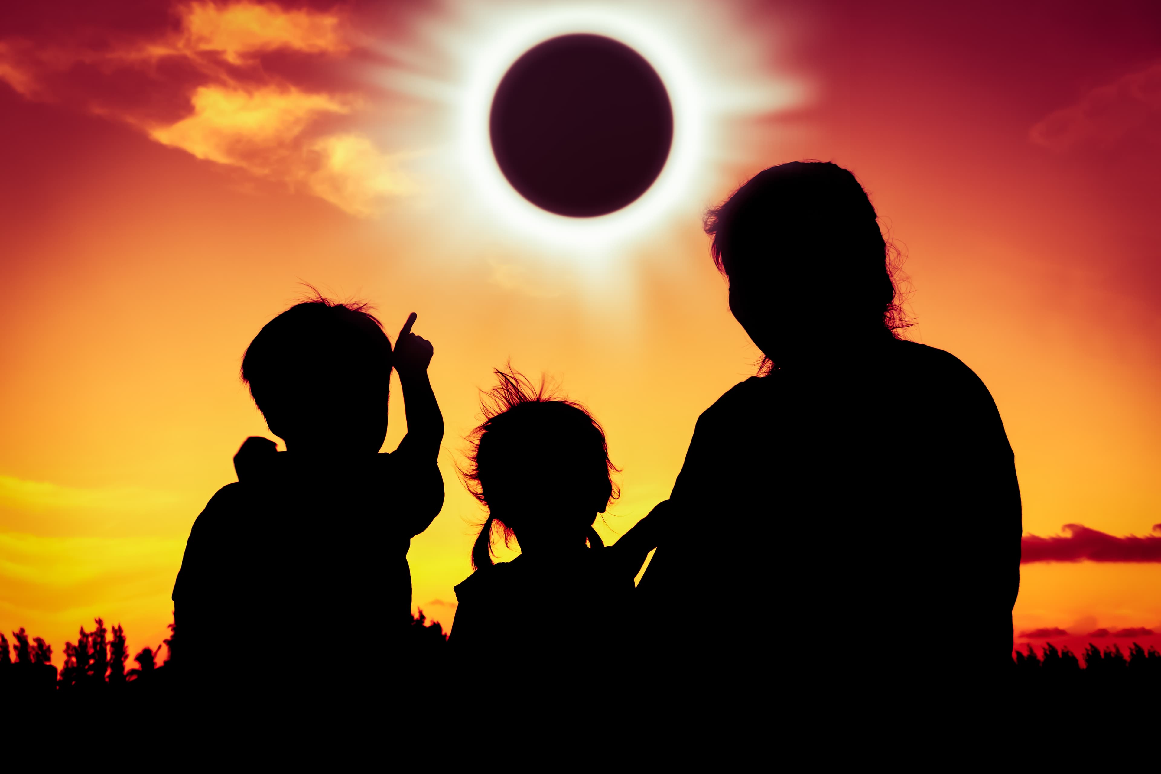 Solar Eclipse and 100 new jobs; The Country Chat