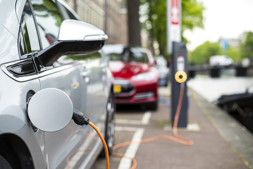 Electric Cars Slow On The Uptake