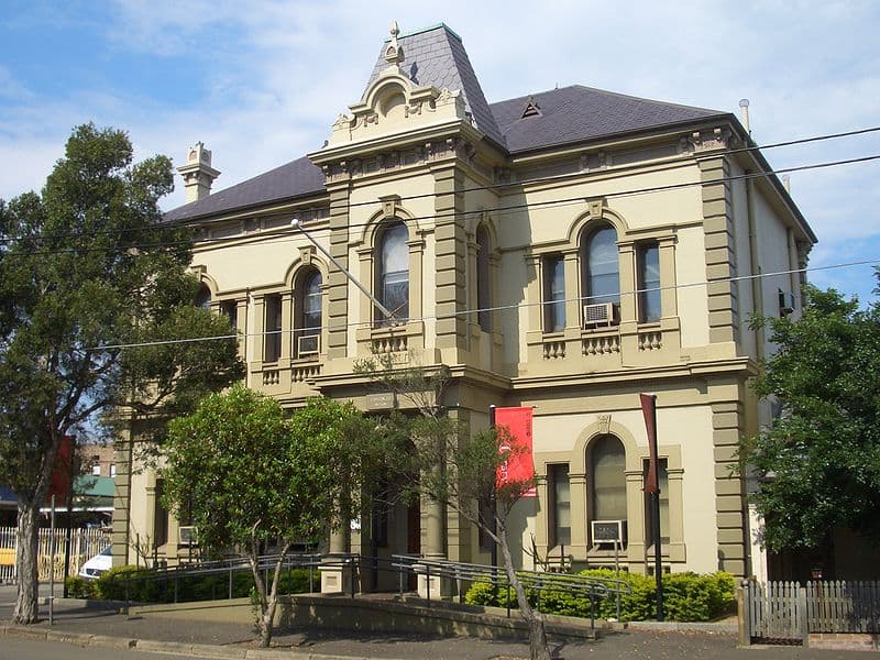 After 46 Years, Waterloo Library is Shutting Down