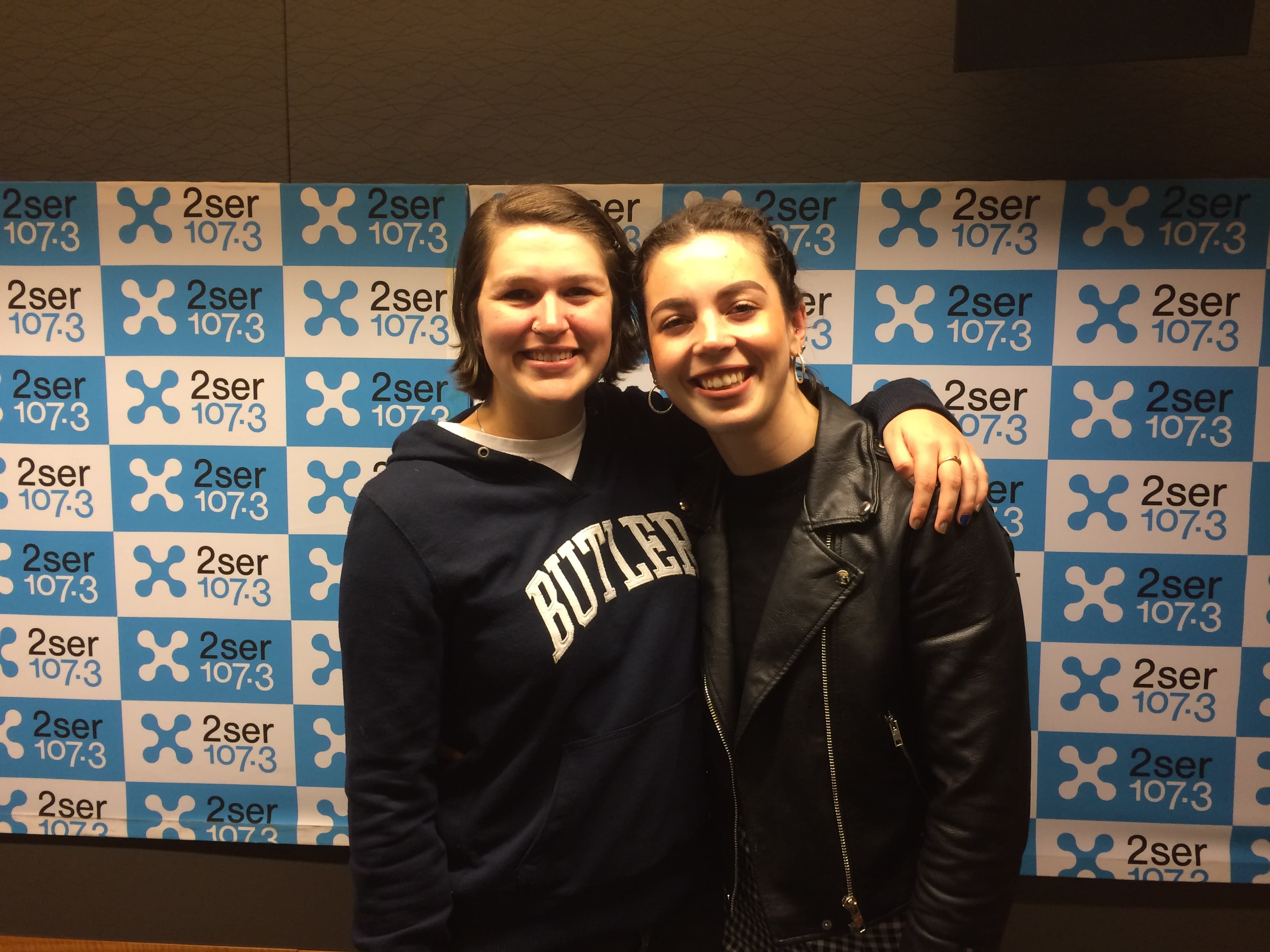 Powerlifter Stephanie Lara on 2ser