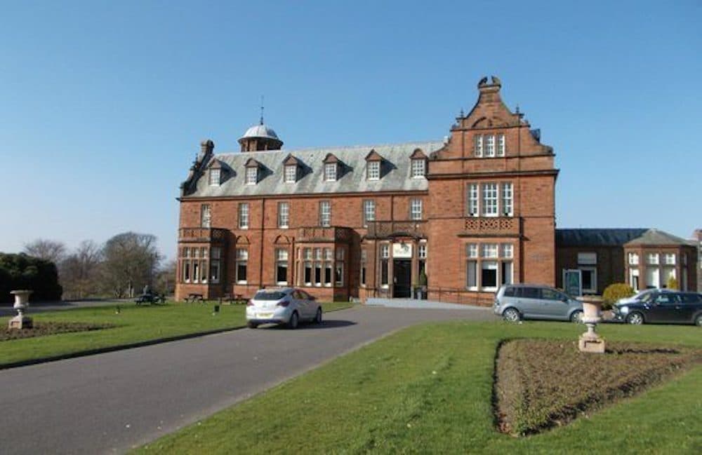 Fear and Loathing in Rudloe Arms: Living with Marco-Pierre White