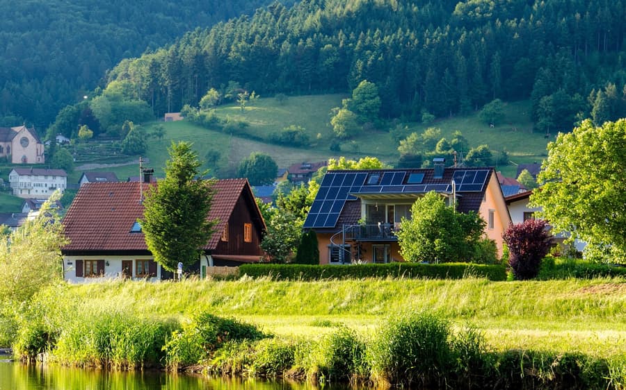 Could You Survive Living Off the Grid?