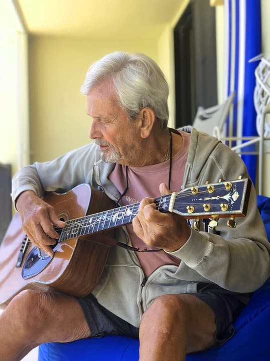 Older Adult Music Education: Maintain Active Minds and Bodies