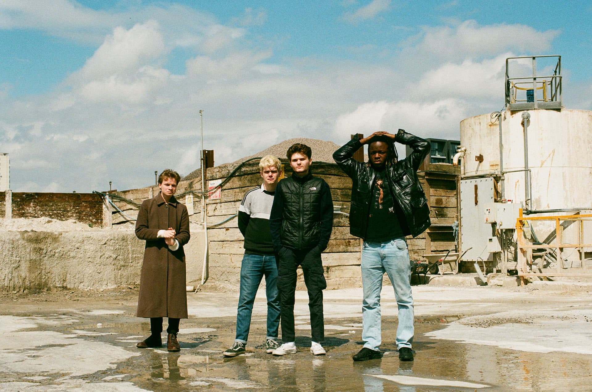 Connect With black midi