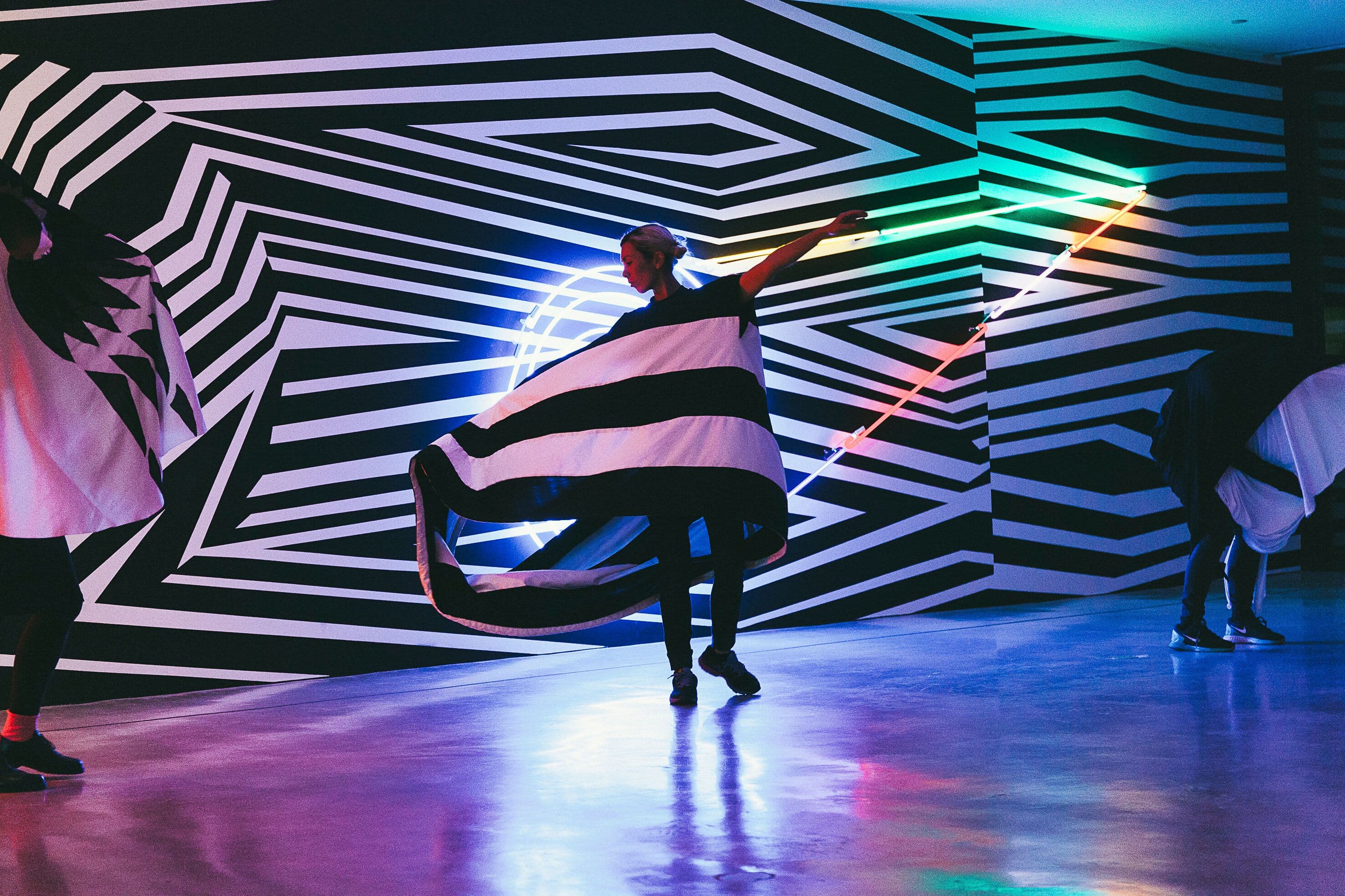 Flat Earth Society | Cement Fondu