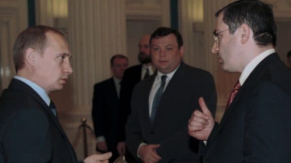 Movie Reviews: Dark Waters, Downhill & Citizen K