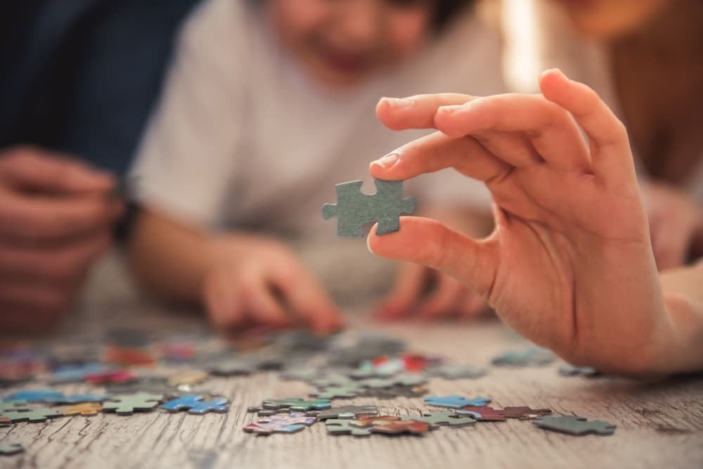 Competitive Puzzling and the Jigsaw Renaissance