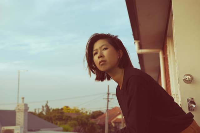 Nat Vazer – Not Afraid to Ask Questions