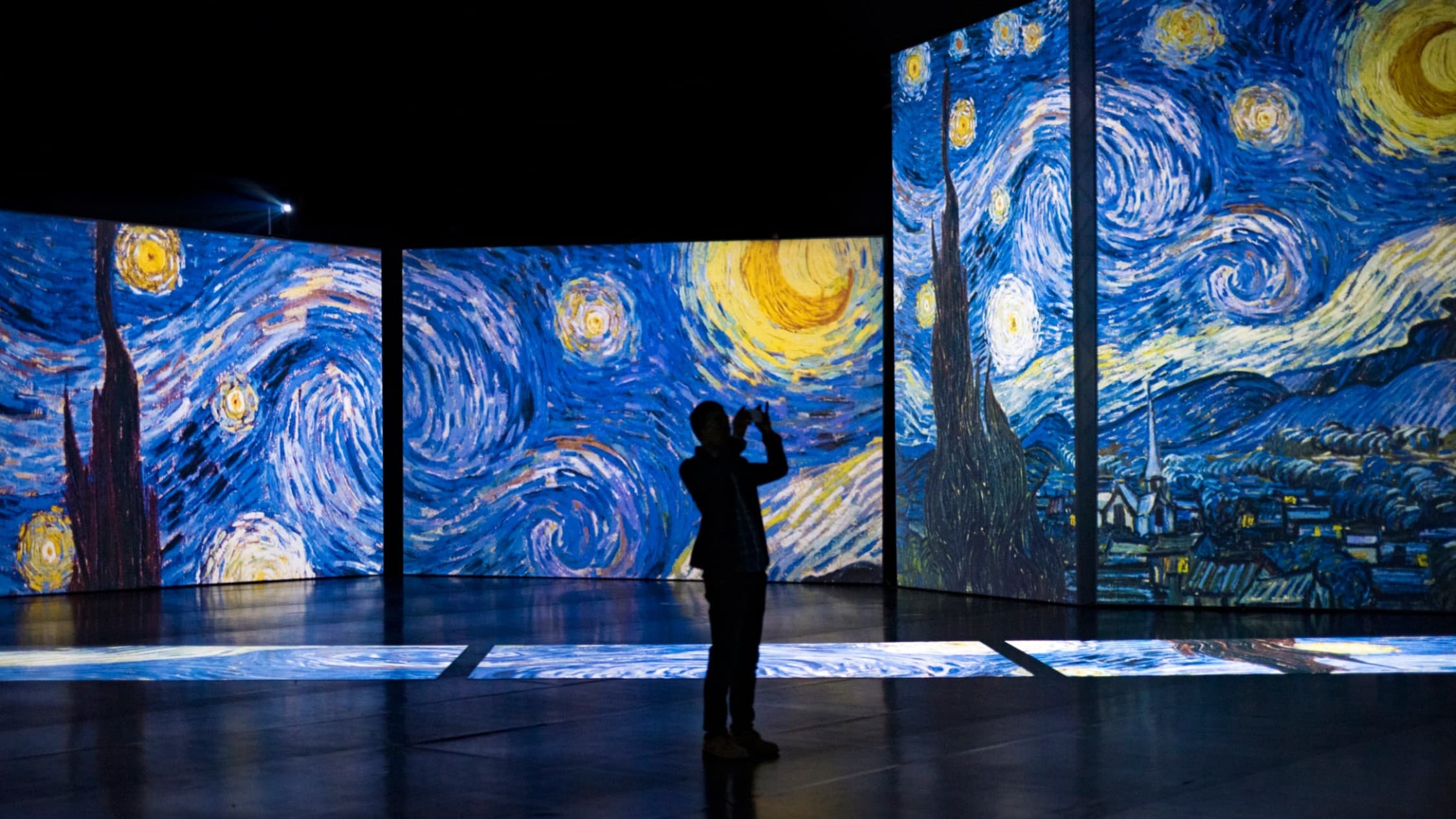Van Gogh Alive Exhibition with Emma Triggs