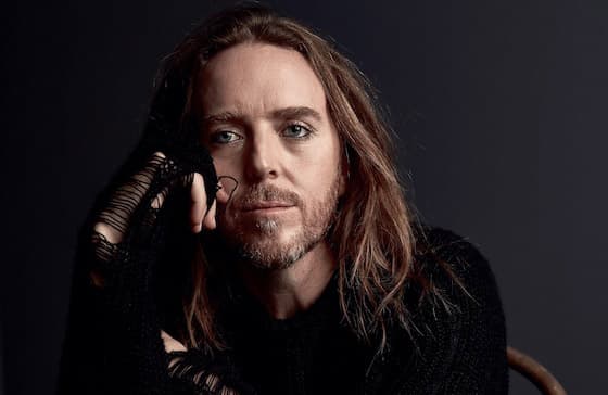 Tim Minchin On His Heartfelt Christmas Anthem: White Wine In The Sun