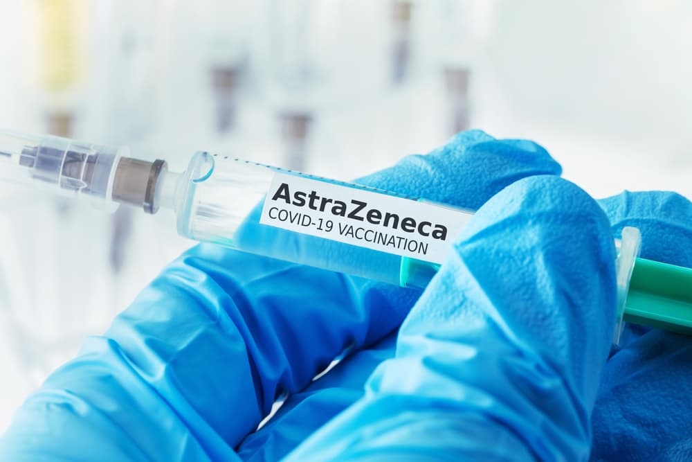How long should you wait between your AstraZeneca jabs?