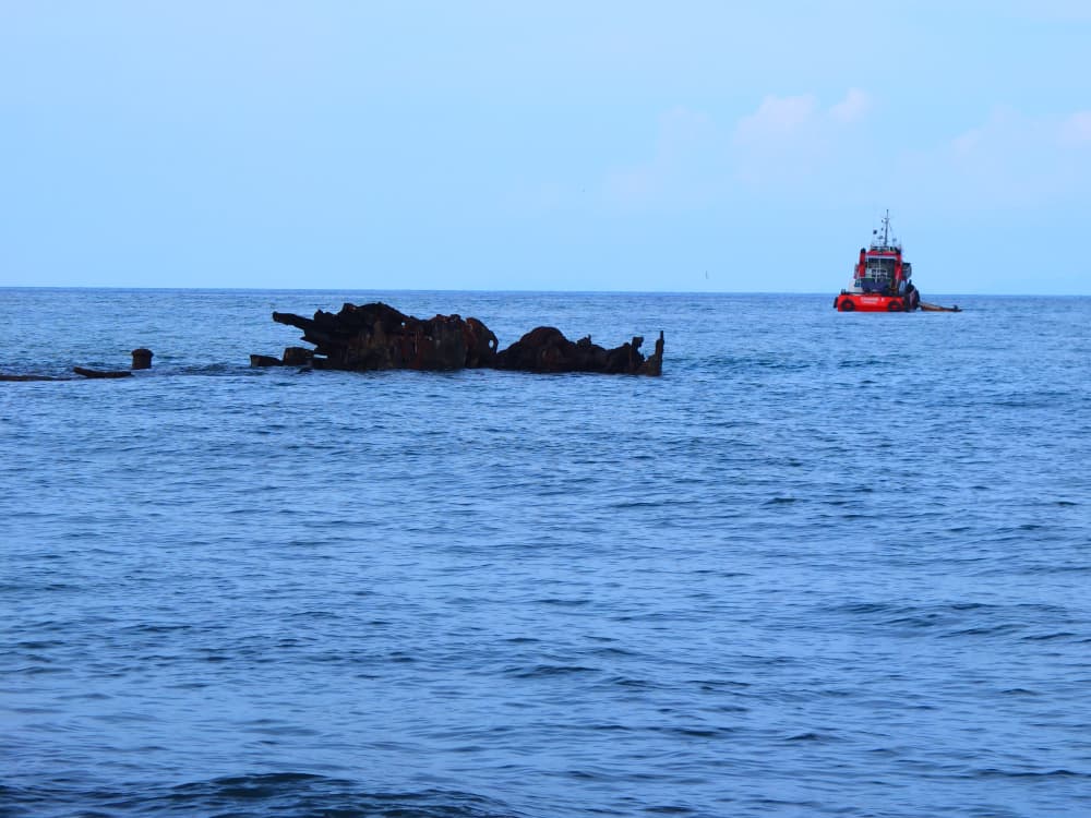 Labor criticises Pacific strategy after Solomon Islands-China security deal