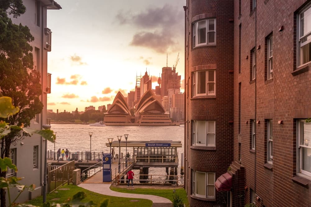 Campaign Trail – On the Albo Bus