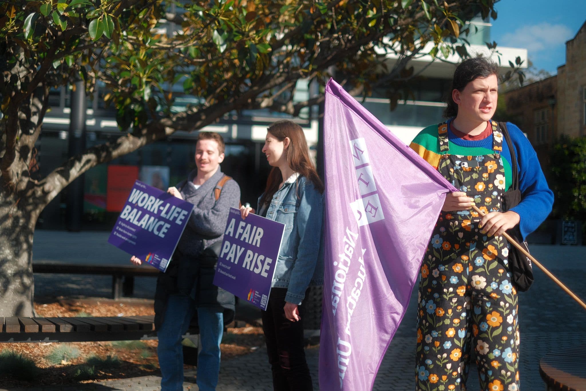 Uni staff demand better working conditions