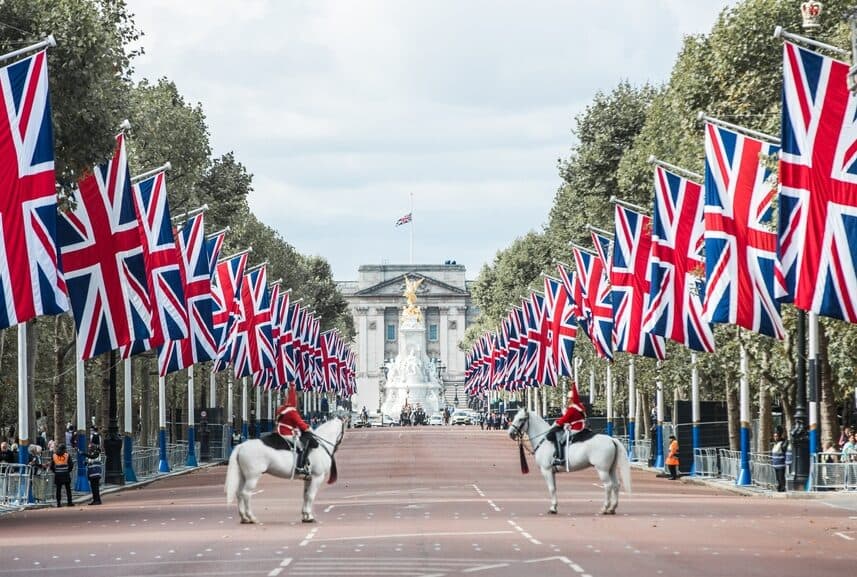 Anti-monarchy protests sparks debate on freedom of speech in UK
