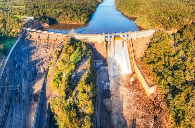 Perrottet doubles down on Dam wall