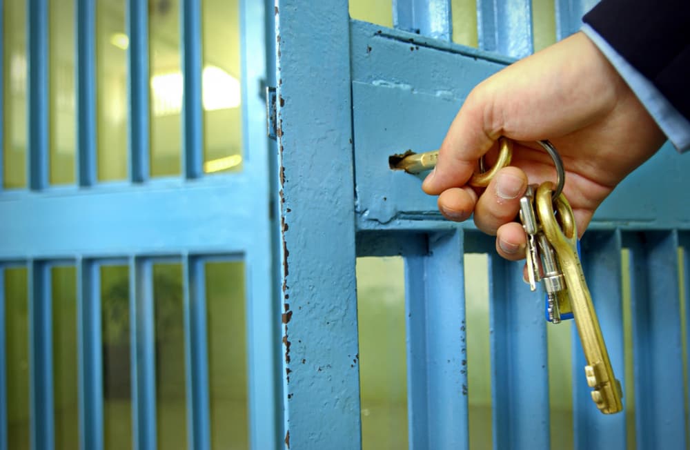 Prison officers on strike for better work conditions