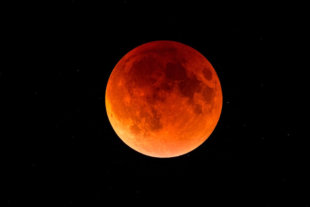 Total lunar eclipse to be visible over Australia