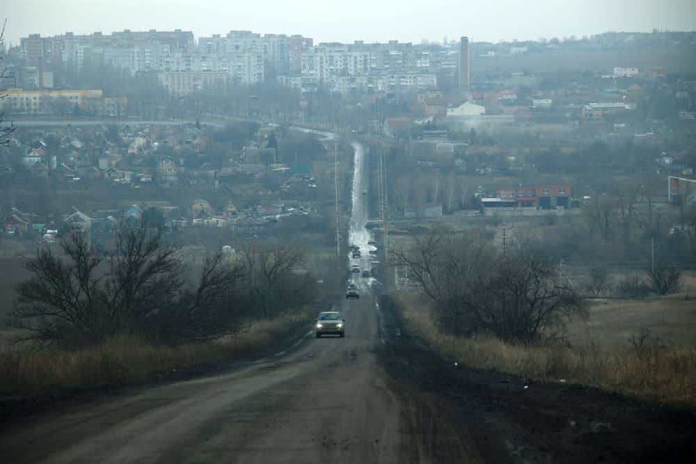 Russian forces lay siege to Ukrainian city of Bakhmut