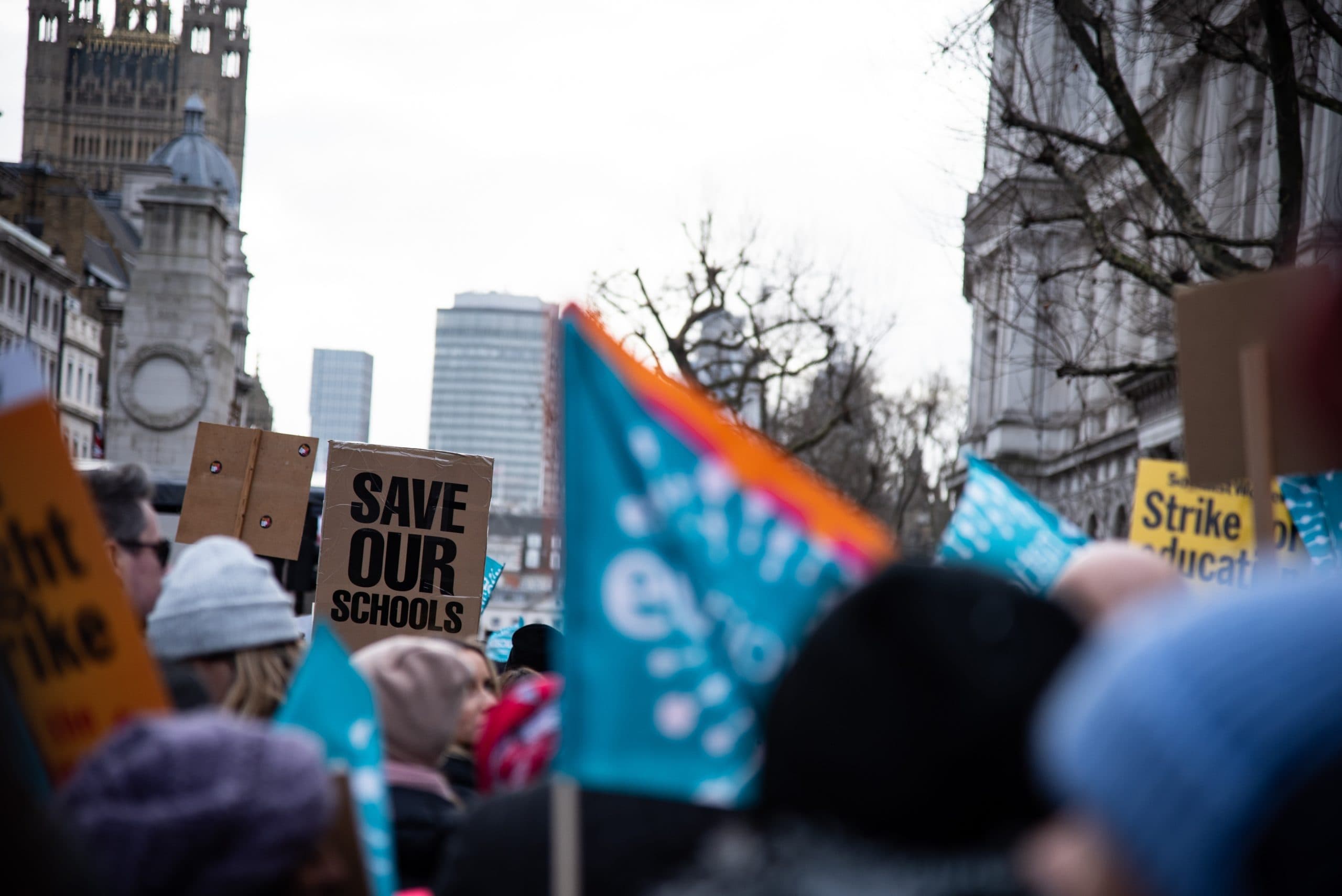 Teaching profession in crisis: What can we do about it?