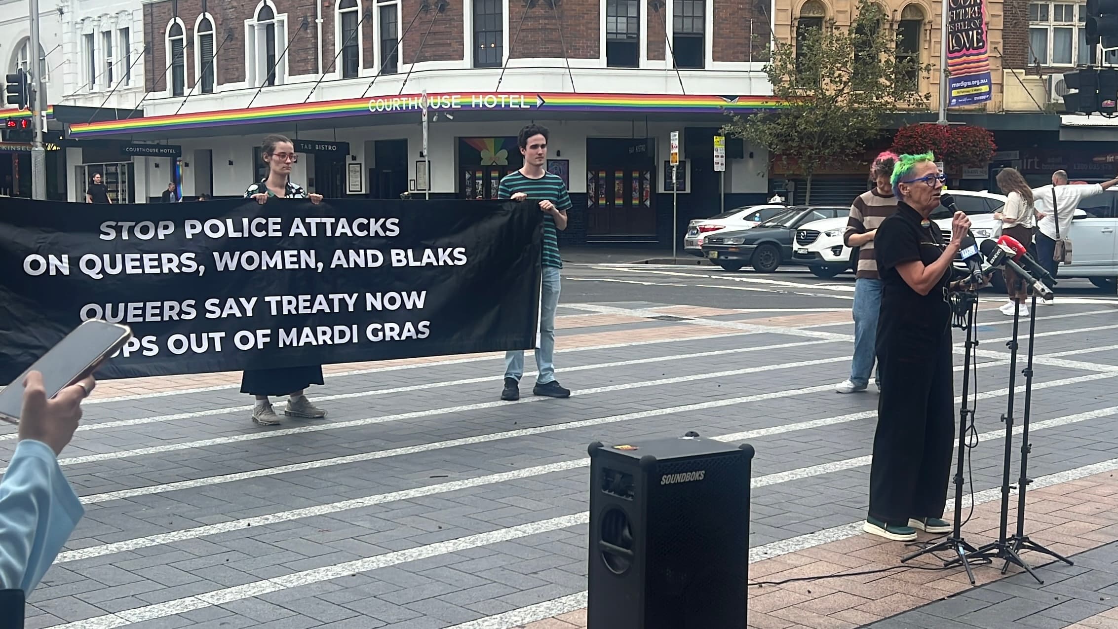 Police uninvited from Mardi Gras