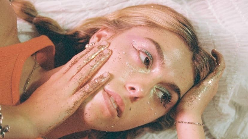 18 year-old Sophie Lilah drops new single ‘Dreamland’