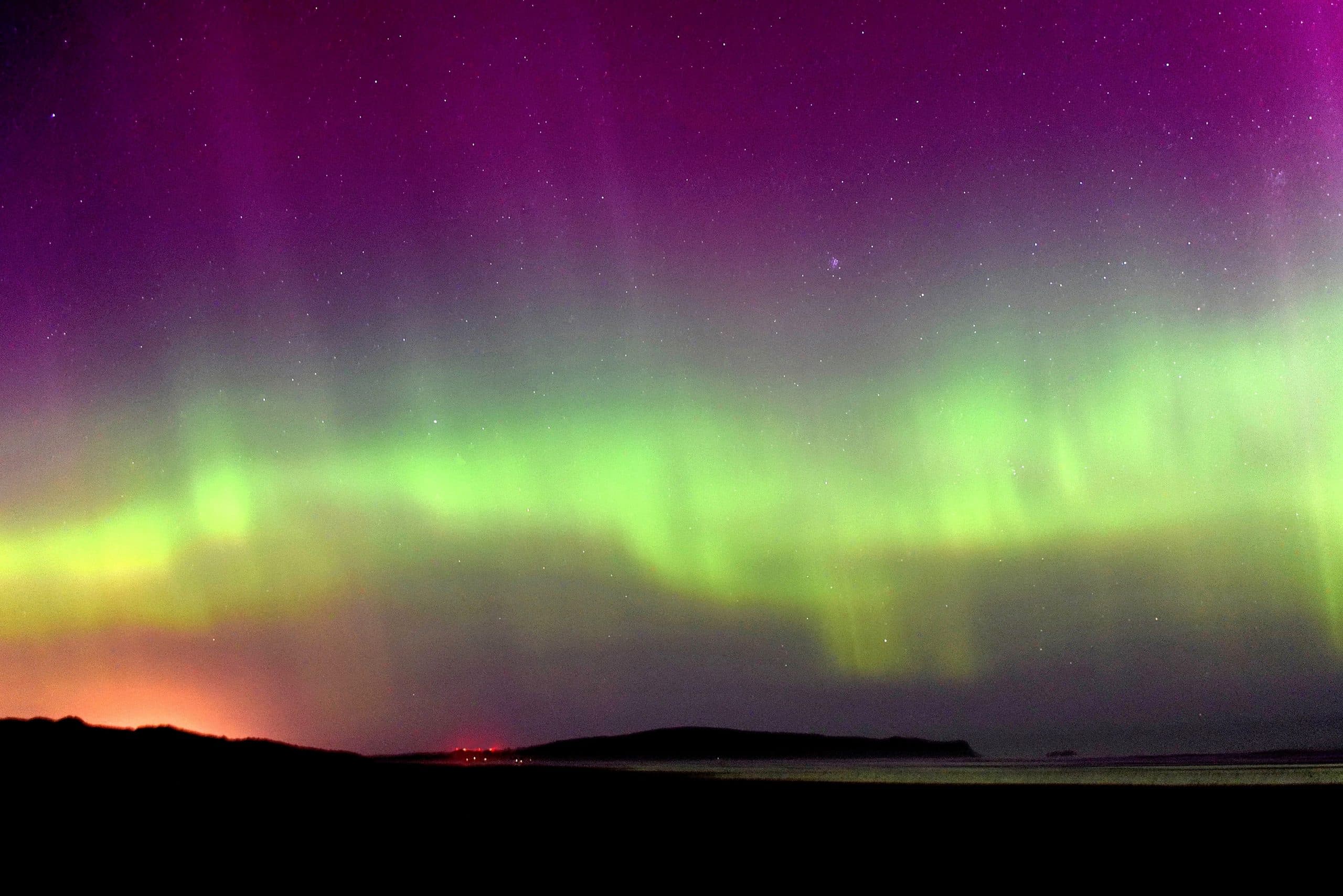 The Aurora: Why does it happen, and how are its gorgeous colours created?