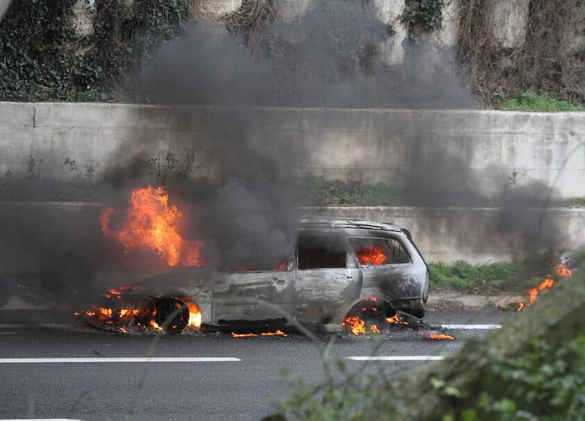 Riots ravage Island after electoral changes were announced