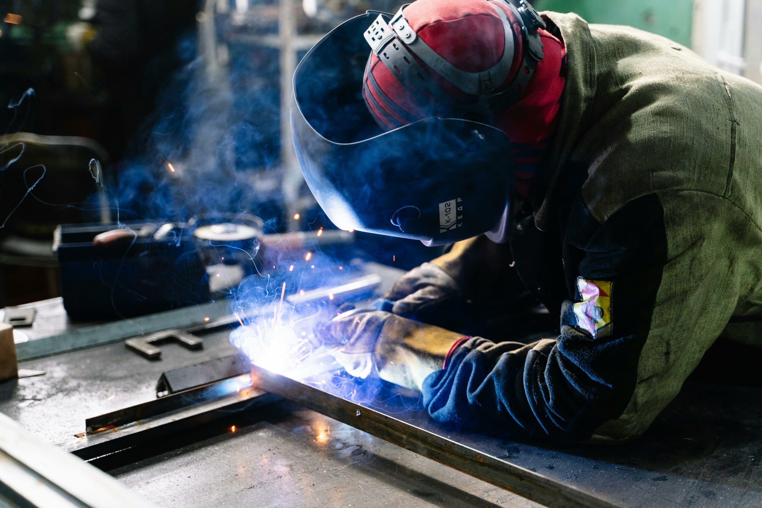 Welders at risk of carcinogenic fumes, study finds