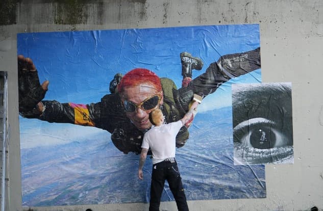 Crack Cloud – Raining Down Creativity and Healing