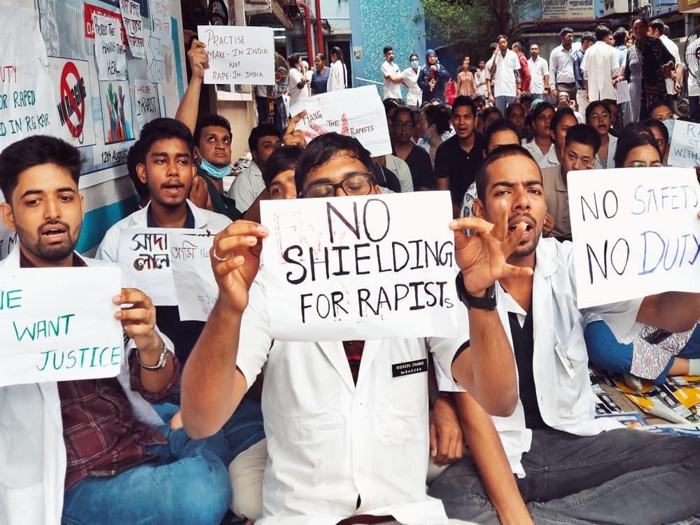 Thousands join in nationwide protests against rape and murder of doctor