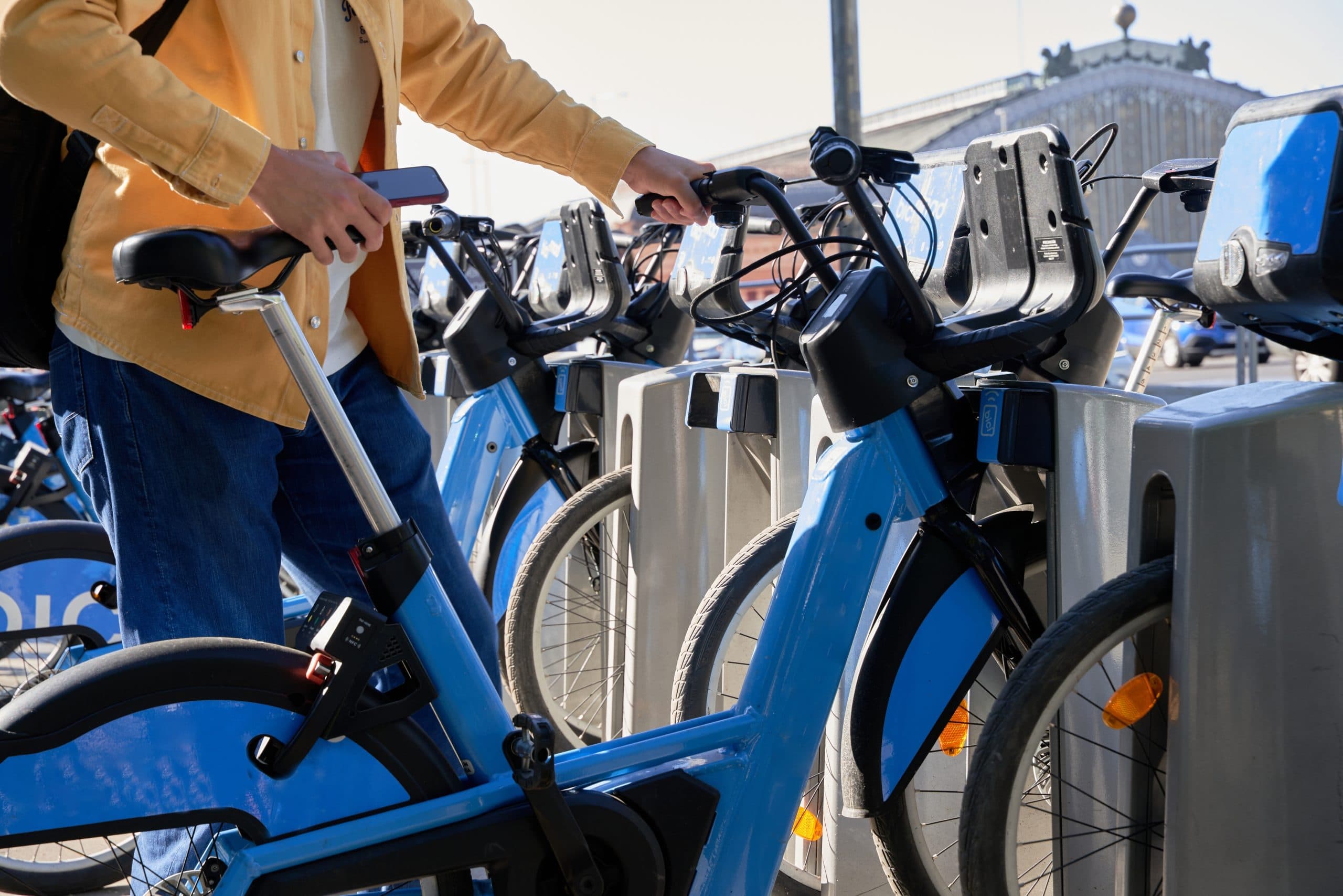 E-Bikes and E-Scooters as the next Step in Sustainable Transport