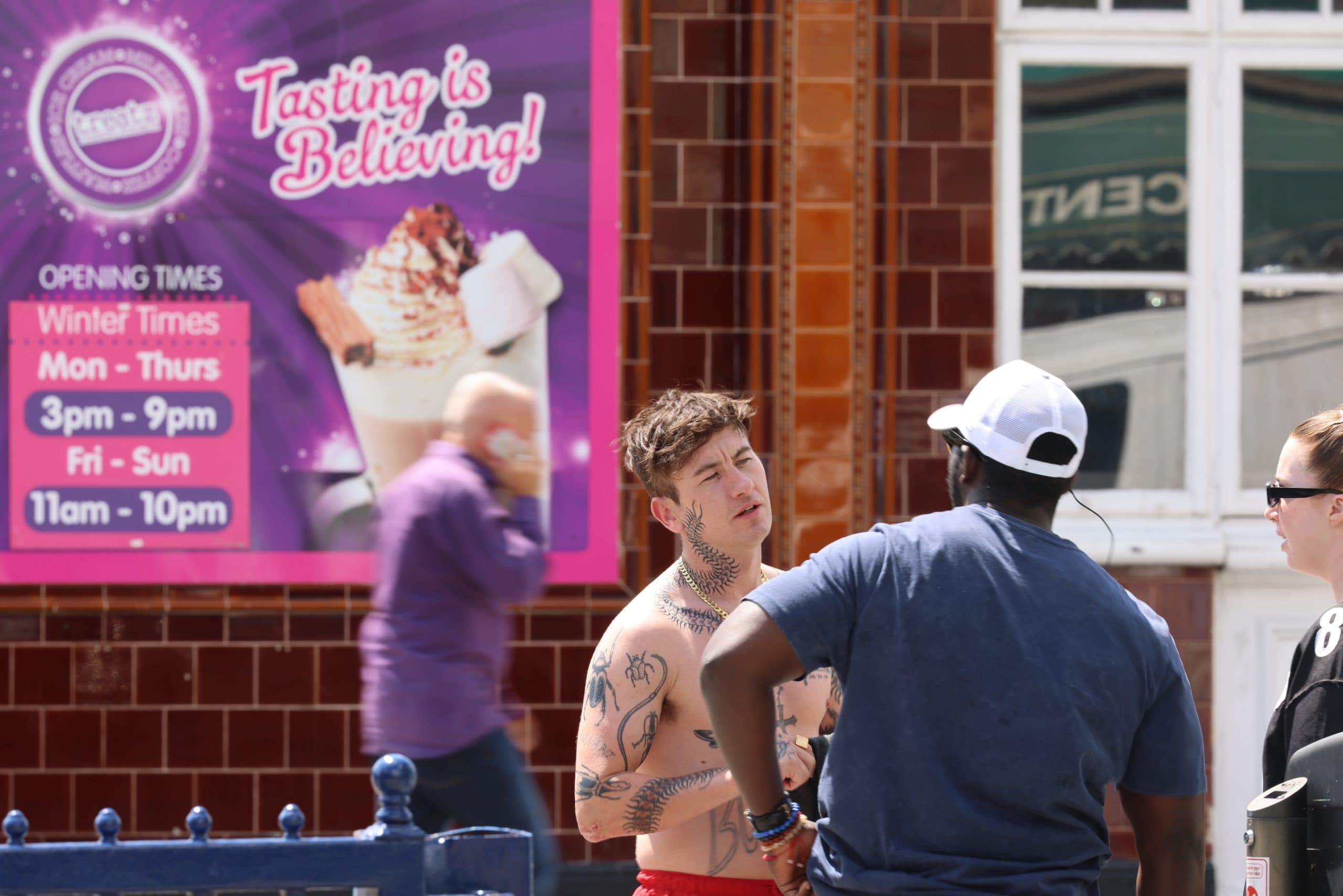 Wayne’s 4 X 2 – 27 February 2025: Bird, Youth Lagoon, and More!