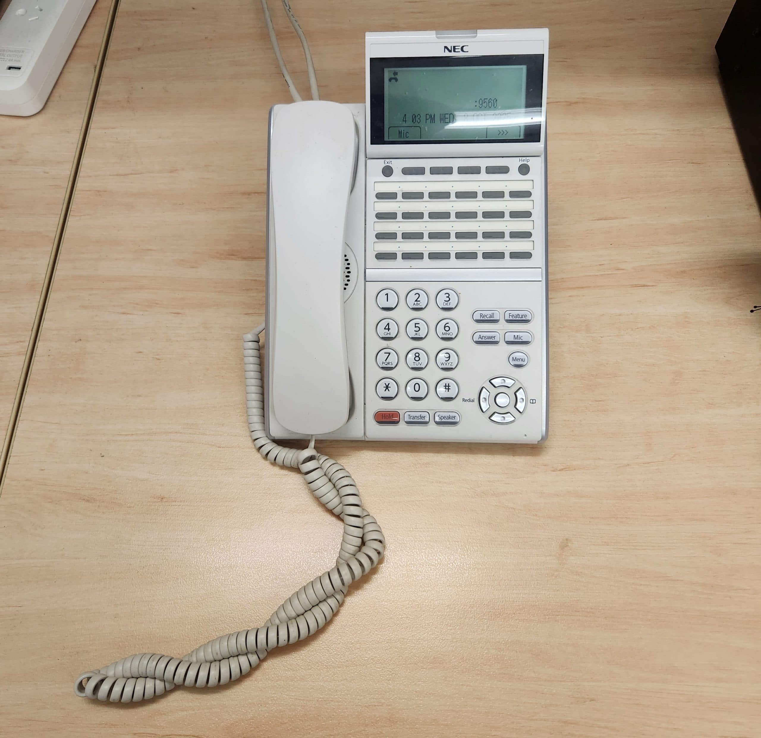 Landline phones making a comeback as customers lose trust in their telcos