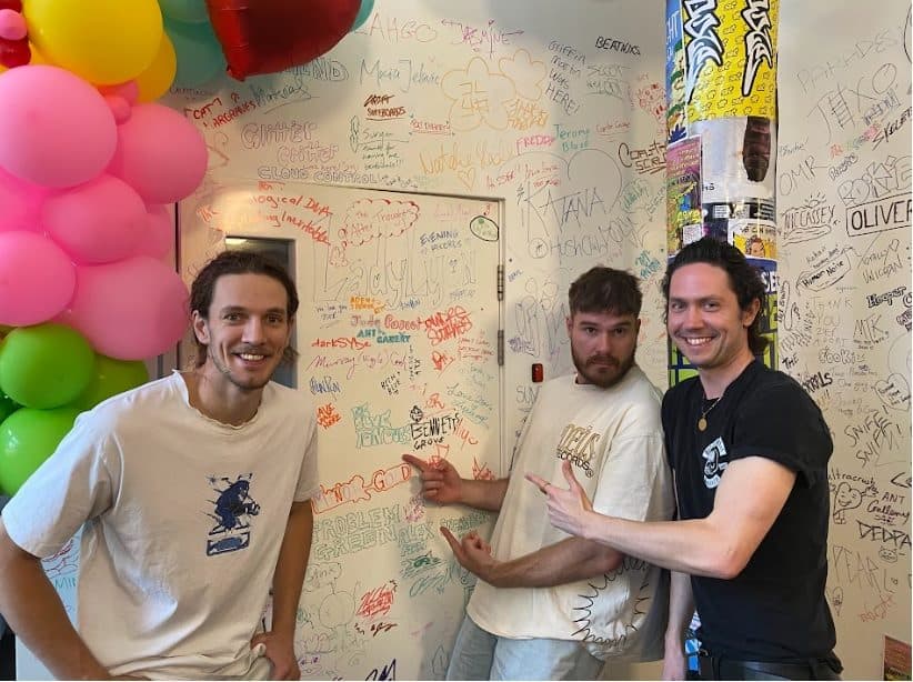 ‘You Me and the Sea’ – The Blue Tongues Live in Studio