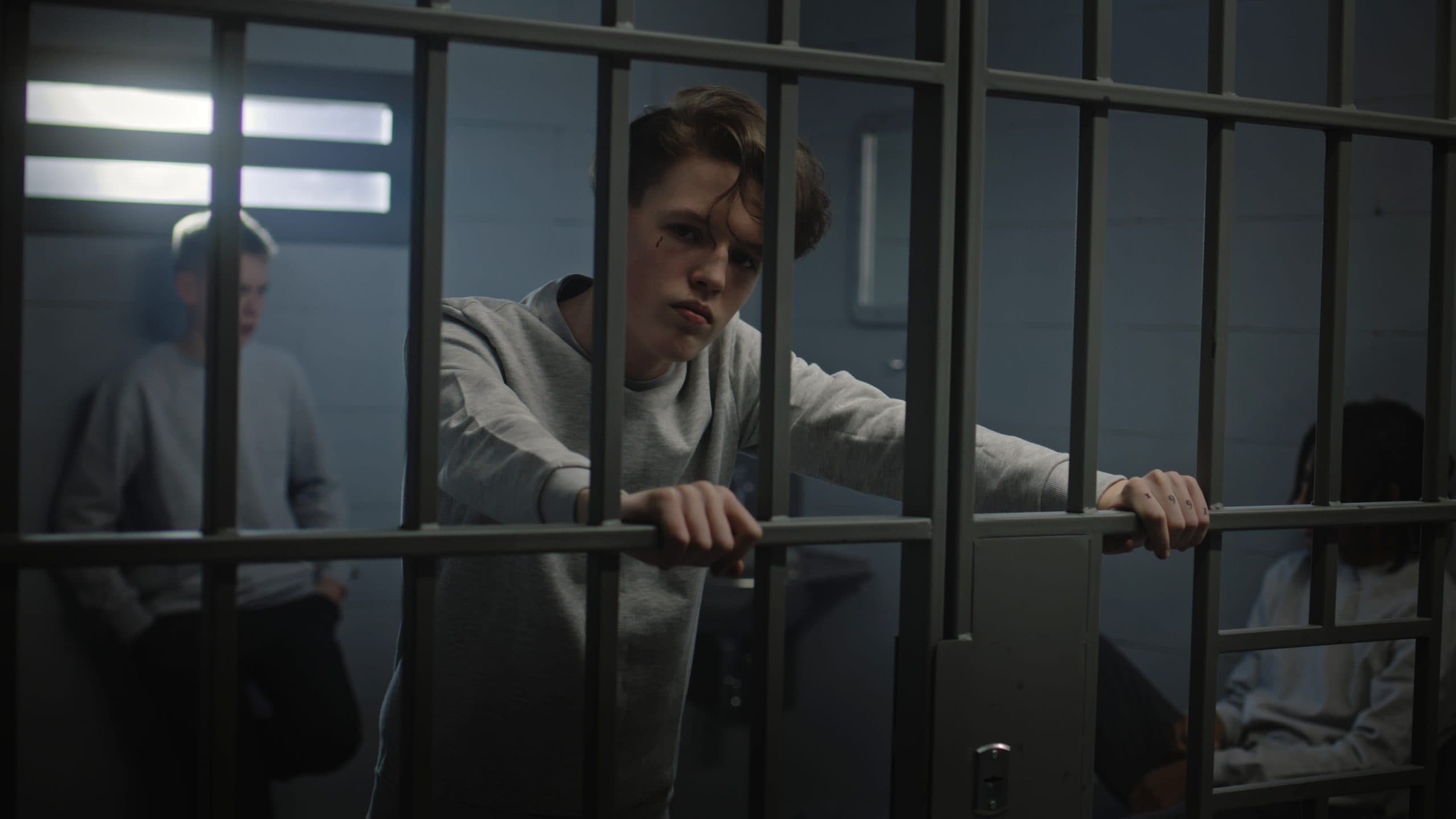 Victoria to place social workers in schools to prevent youth crime